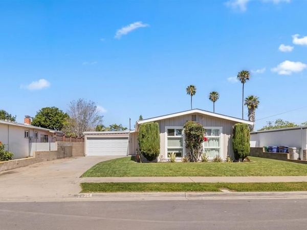 4774 Appleton Street, San Diego, CA 92117