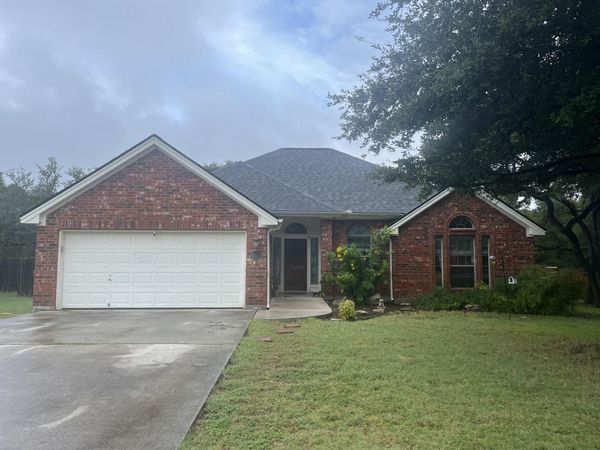 2528 Missum PT , San Marcos, TX 78666