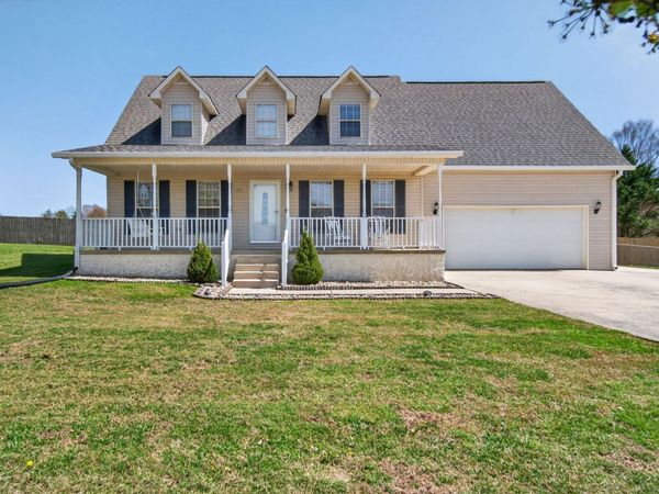 3432 WJ Robinson Rd , Cookeville, TN 38506
