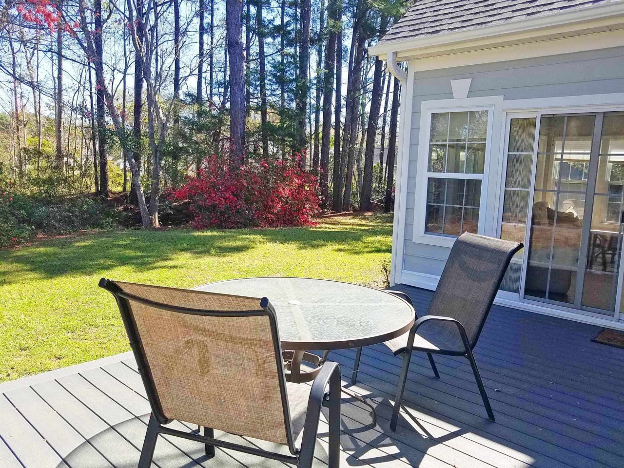 216 Club Circle Dr.  Photo 13