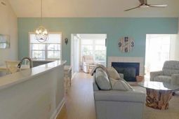 216 Club Circle Dr.  photo 4