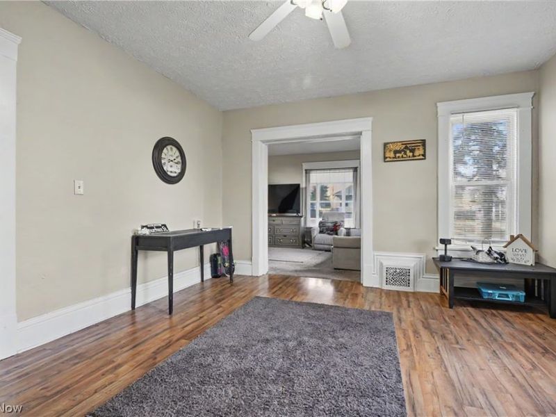 430 W Oxford Street, Alliance, OH 44601 Photo 9