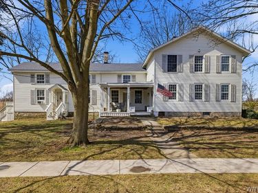 155 S 5th Street, Lewiston, NY 14092