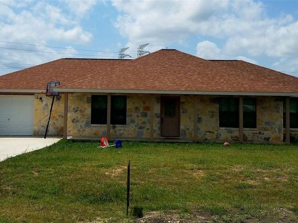 175 Hollys WAY , San Marcos, TX 78666