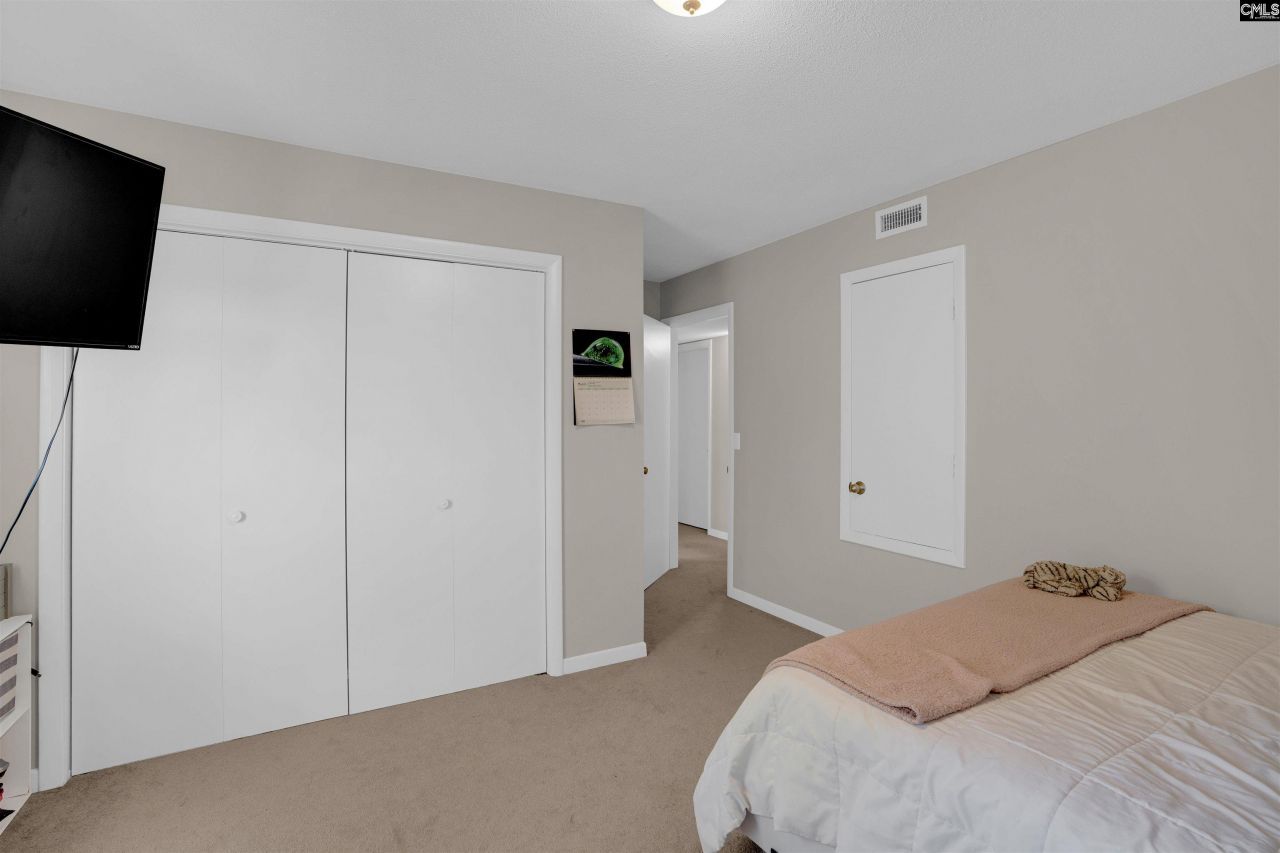 3600 Chateau Drive  Photo 15