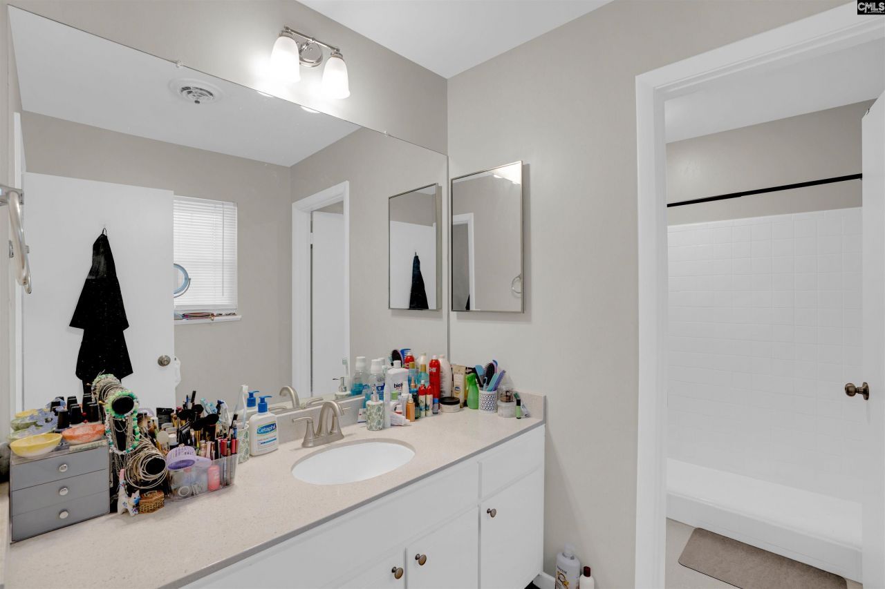 3600 Chateau Drive  Photo 19