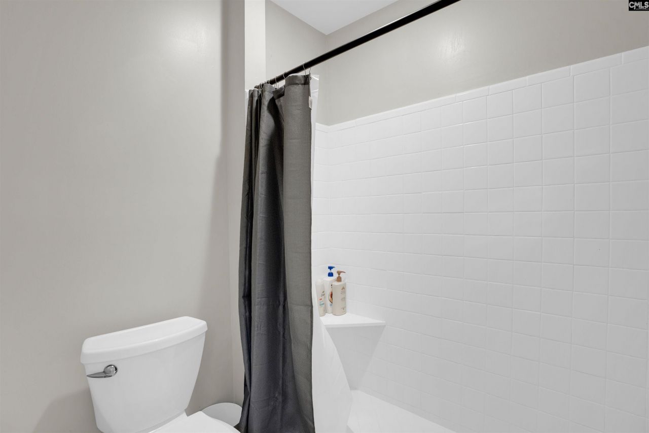 3600 Chateau Drive  Photo 20