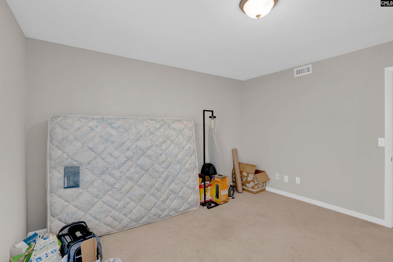 3600 Chateau Drive  Photo 22