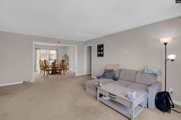 3600 Chateau Drive  photo 4