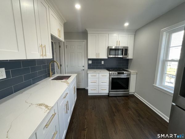 111 Priscilla, Bridgeport, CT 06610