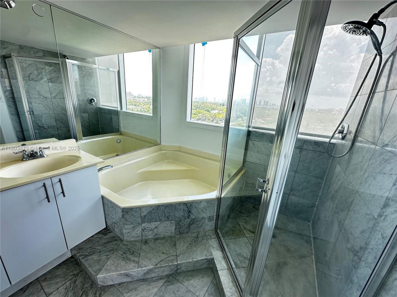 Please Call For Address, Unit 1101, Miami Beach, FL 33140 Photo