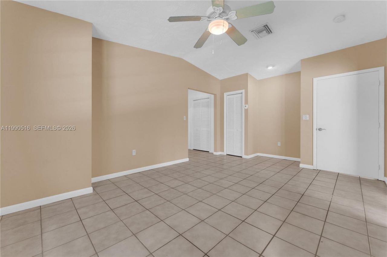 10020 SW 102nd Ave Rd , Miami, FL 33176 Photo