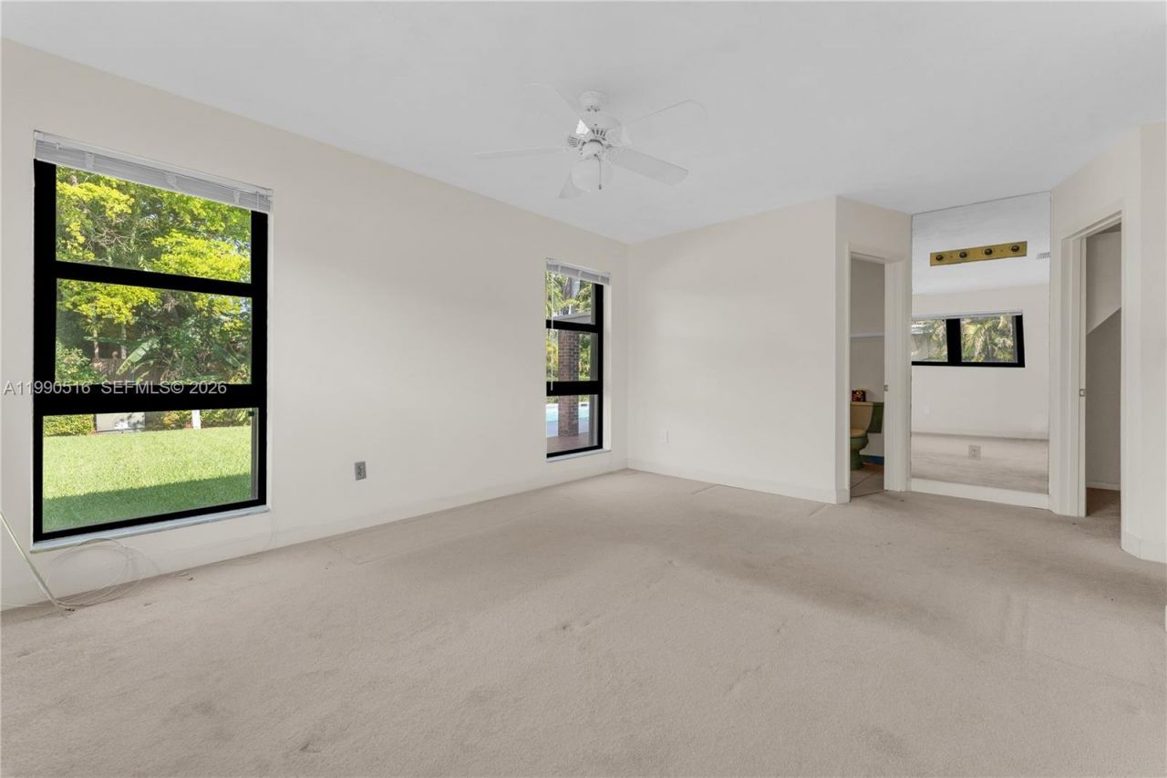 10020 SW 102nd Ave Rd , Miami, FL 33176 Photo