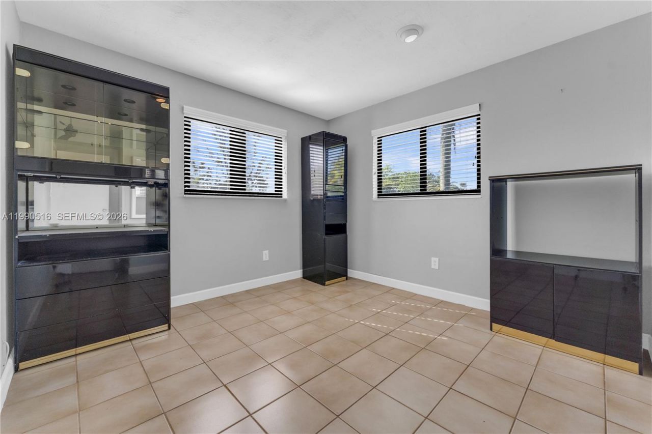 10020 SW 102nd Ave Rd , Miami, FL 33176 Photo