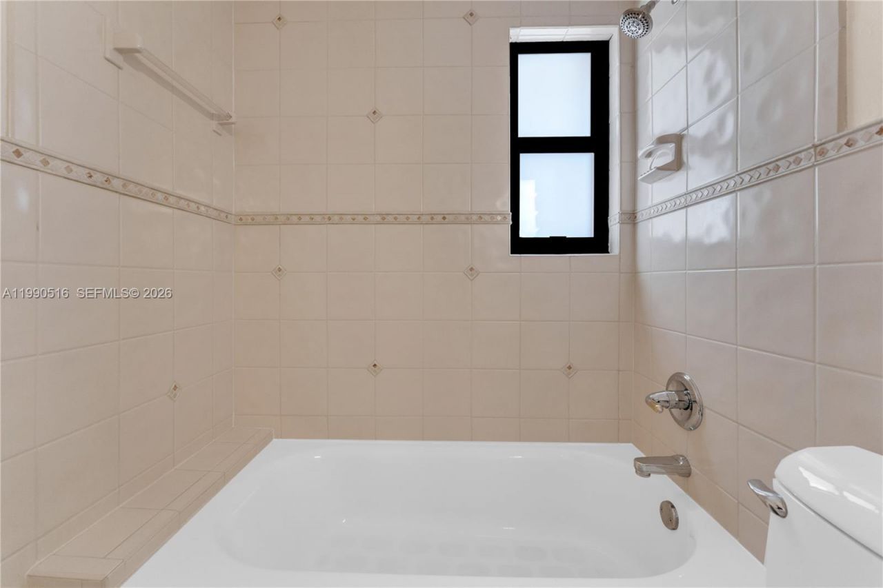 10020 SW 102nd Ave Rd , Miami, FL 33176 Photo