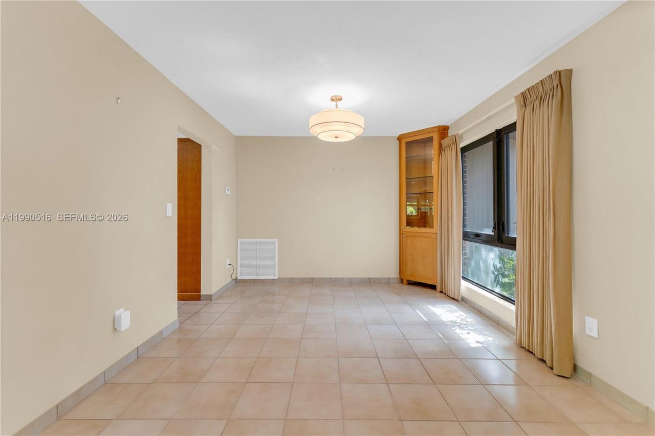 10020 SW 102nd Ave Rd , Miami, FL 33176 Photo