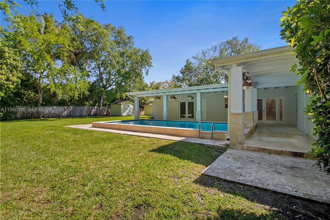 8365 SW 131st St , Pinecrest, FL 33156 Photo