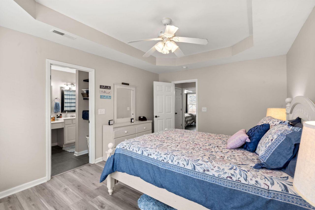 695 Ponderosa Drive Photo 14