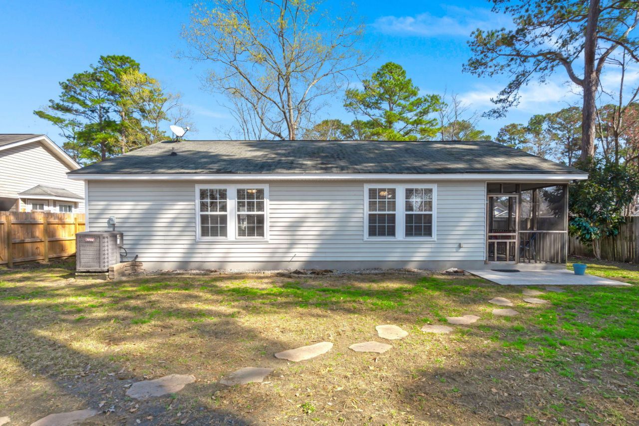 695 Ponderosa Drive Photo 21