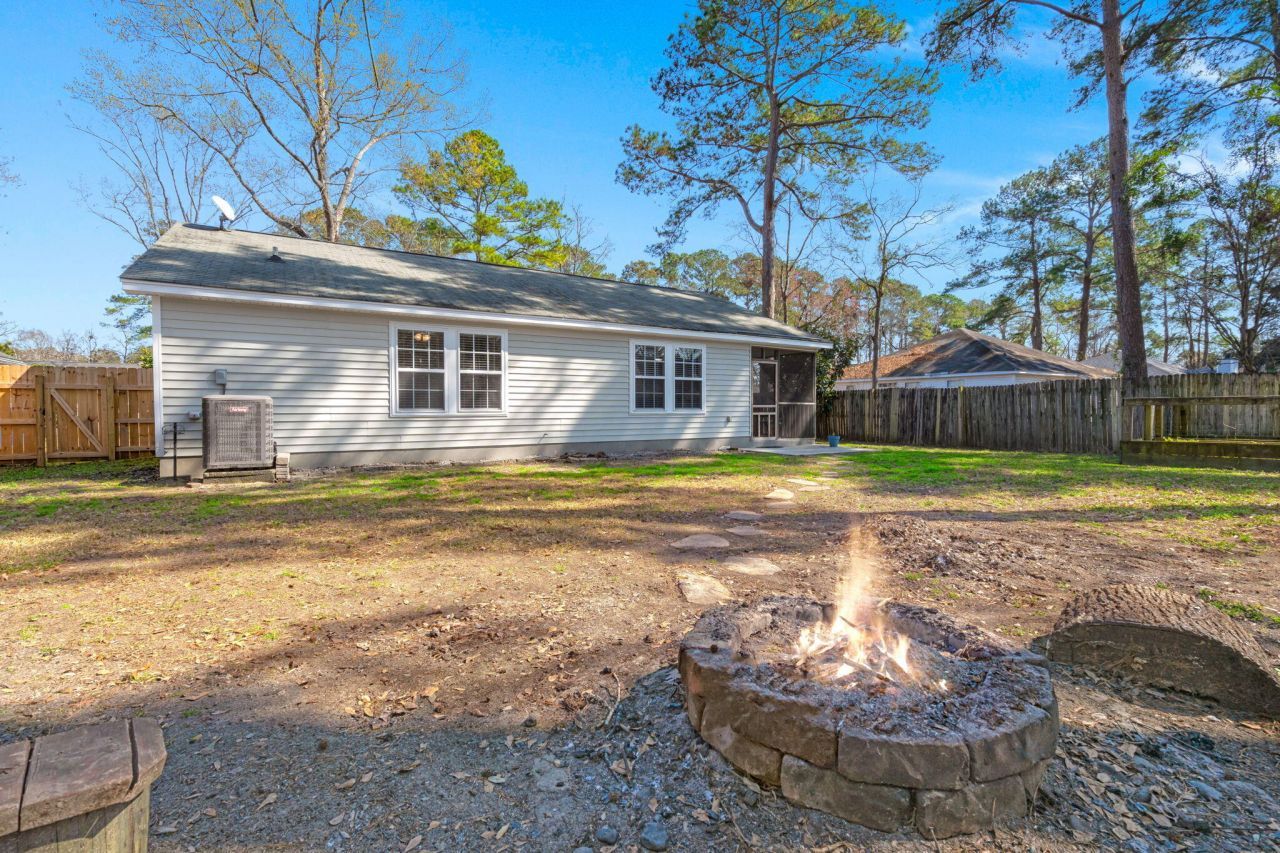 695 Ponderosa Drive Photo 25