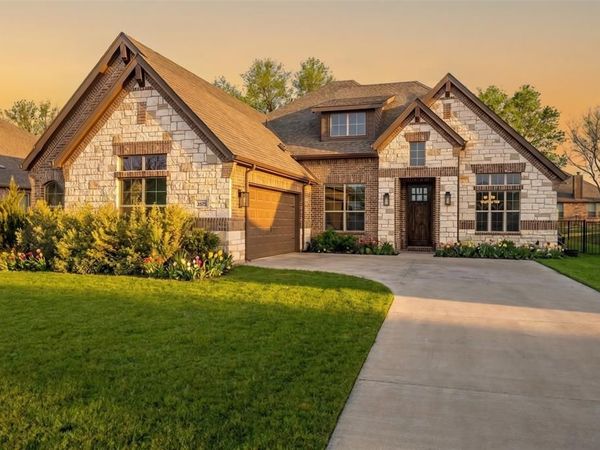3165 Ferry Boat Lane, Granbury, TX 76049