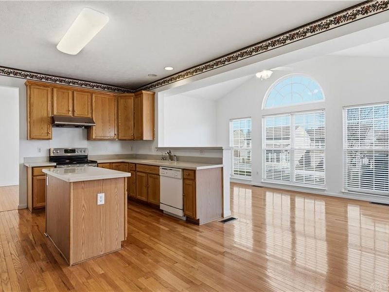 3506 Queen Victoria Court, Beavercreek, OH 45431 Photo 17