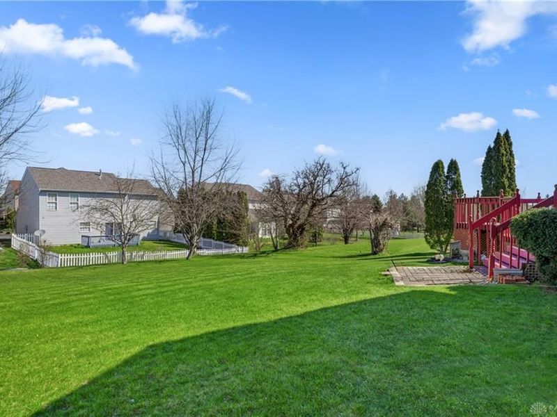 3506 Queen Victoria Court, Beavercreek, OH 45431 Photo 4