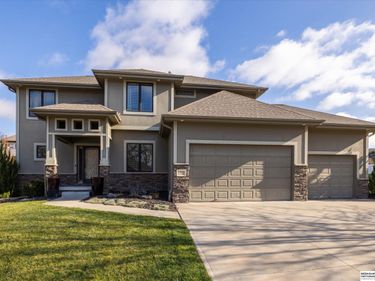 1303 N 183rd Avenue, Omaha, NE 68022