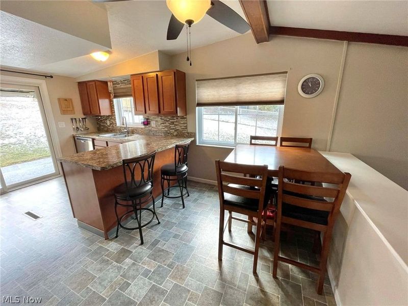 204 May Lane, Wintersville, OH 43953 Photo 5