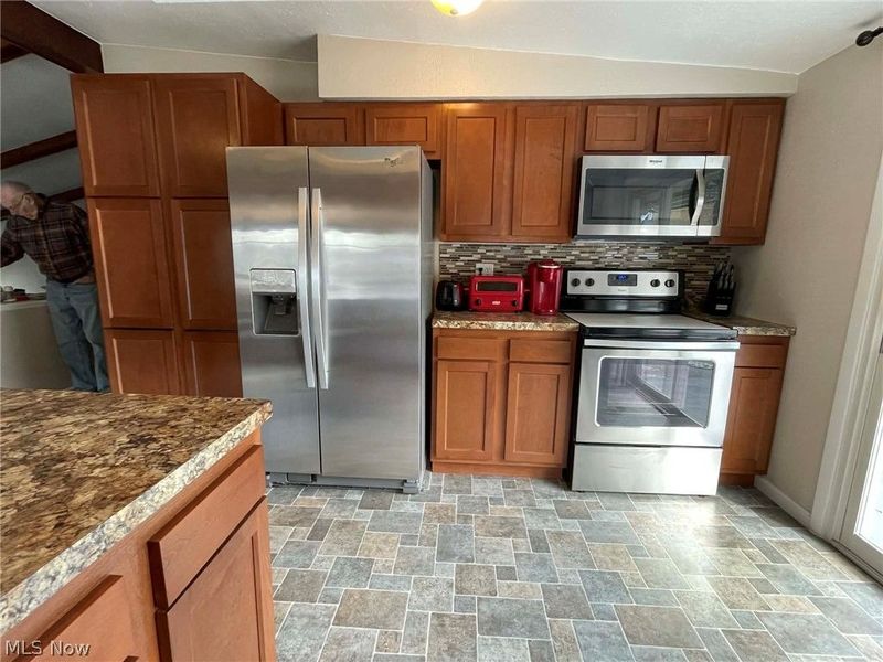 204 May Lane, Wintersville, OH 43953 Photo 6