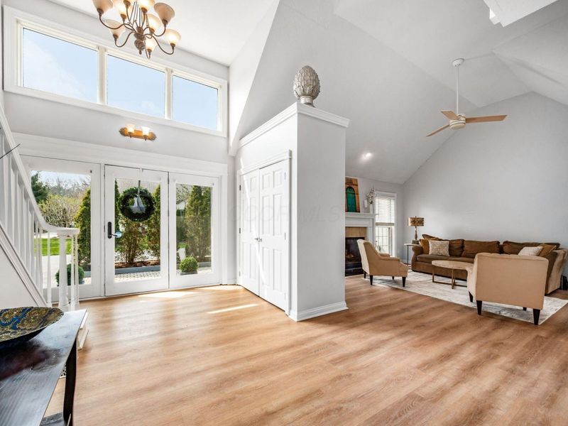 8610 Craigston Court, Dublin, OH 43017 Photo 5