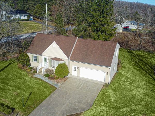 6332 Glass Factory Rd , Marcy, NY 13403