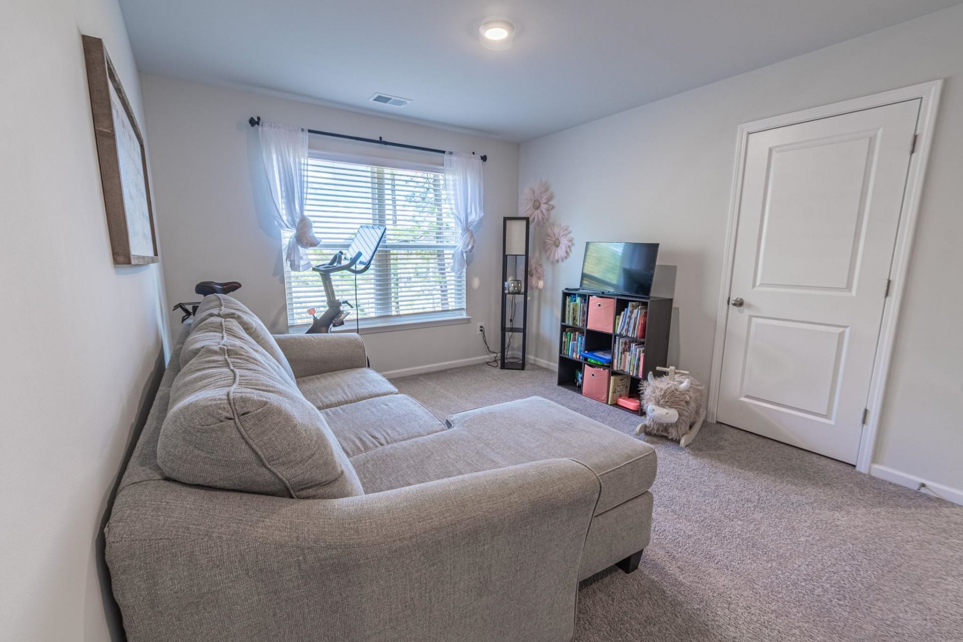 2280 Blackthorn Dr. Photo 24