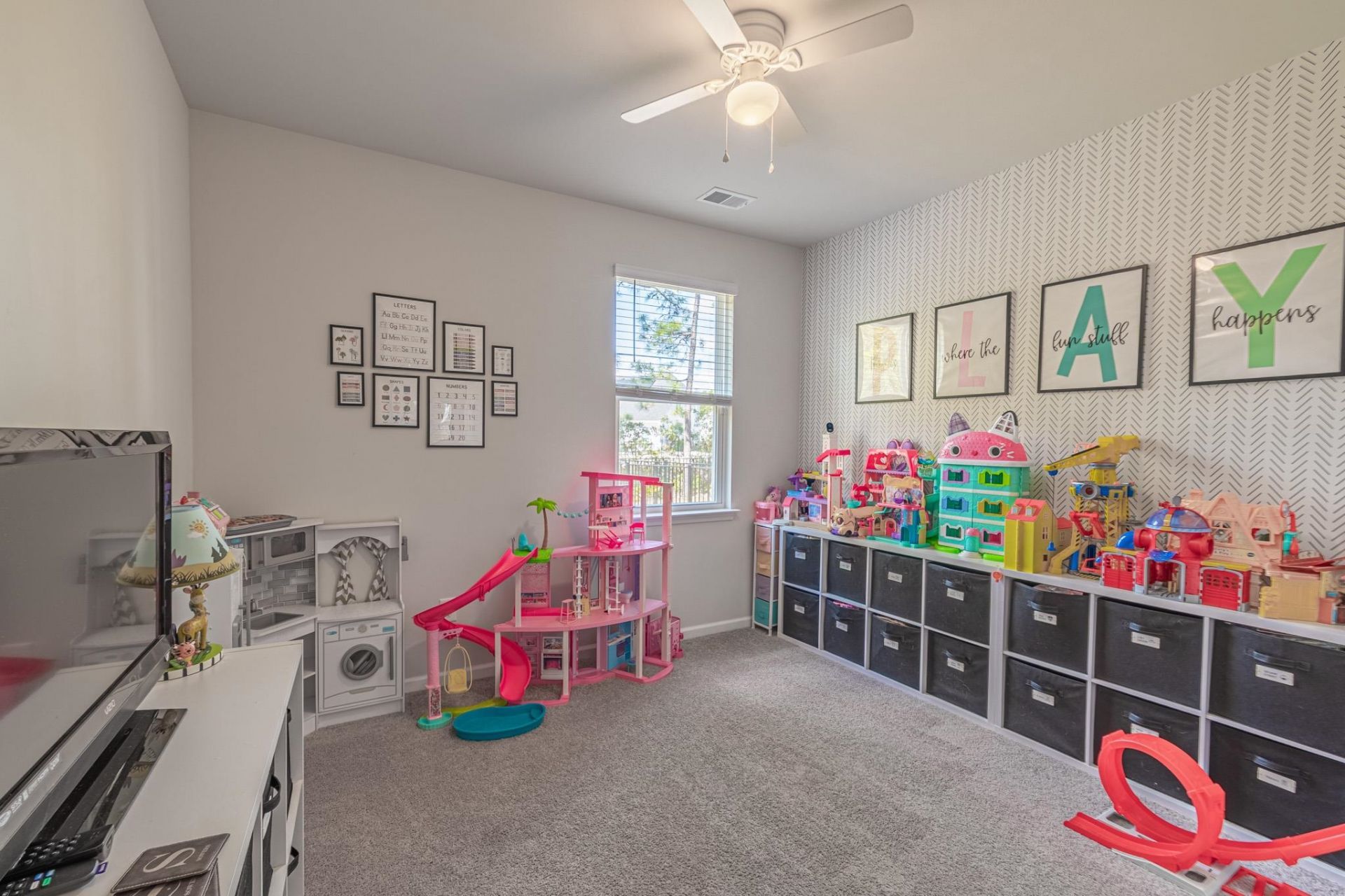 2280 Blackthorn Dr. Photo 30