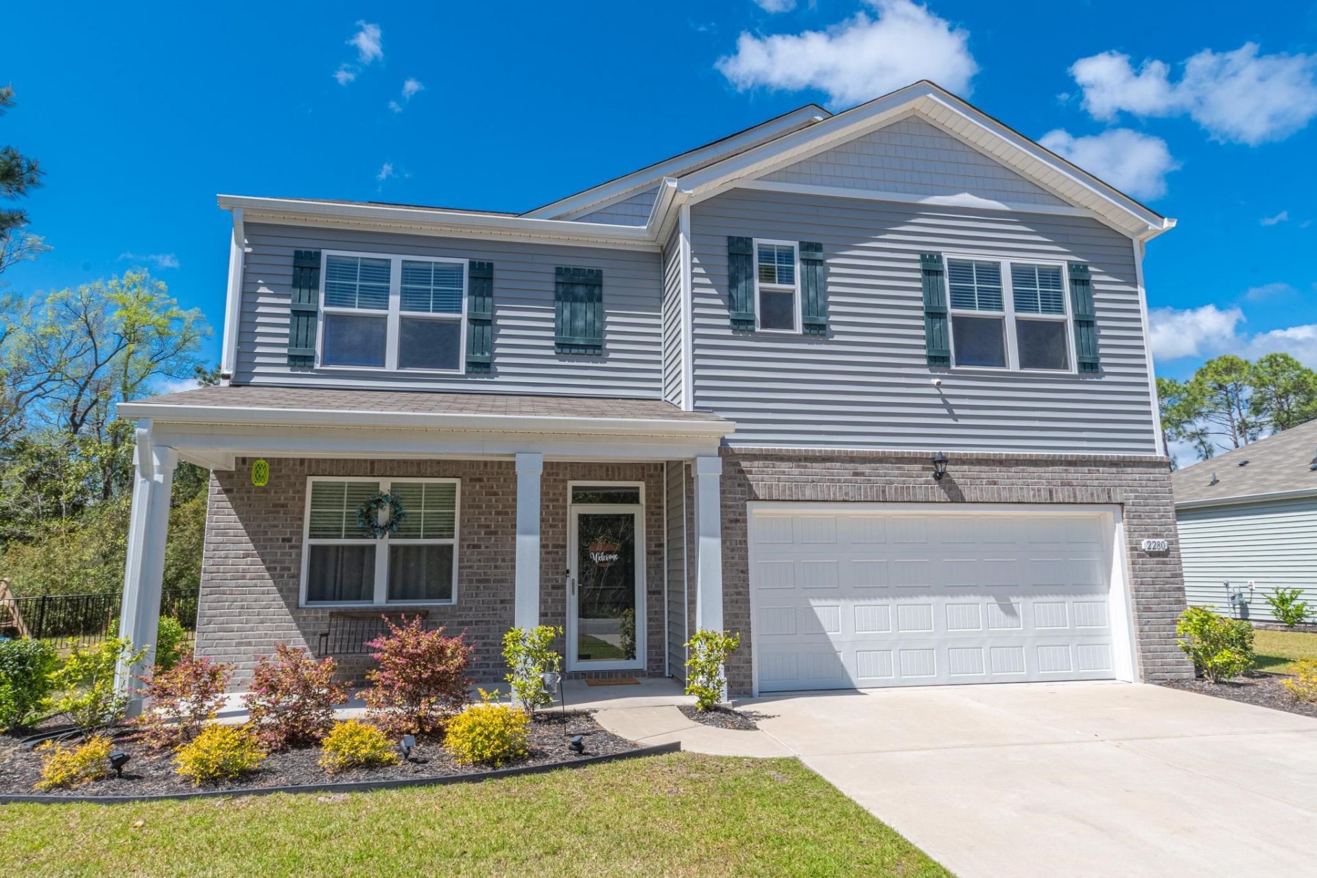 2280 Blackthorn Dr. Photo 4