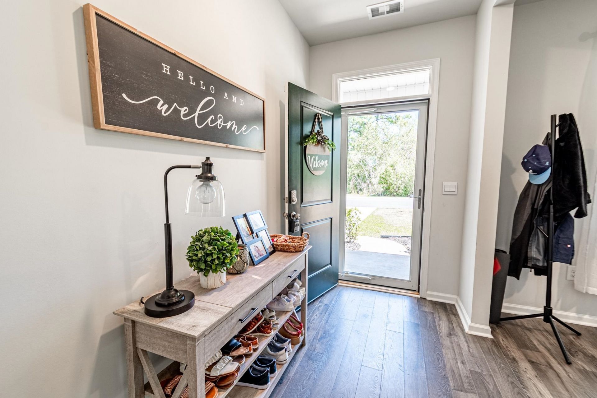 2280 Blackthorn Dr. Photo 6