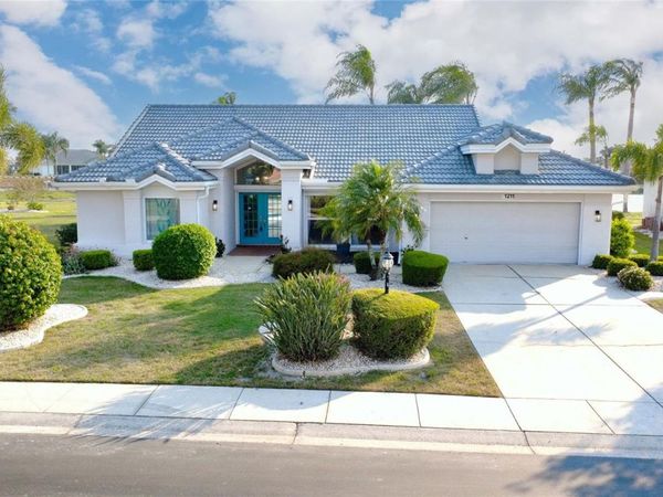 1211 PERIDOT LANE, SUN CITY CENTER, FL 33573