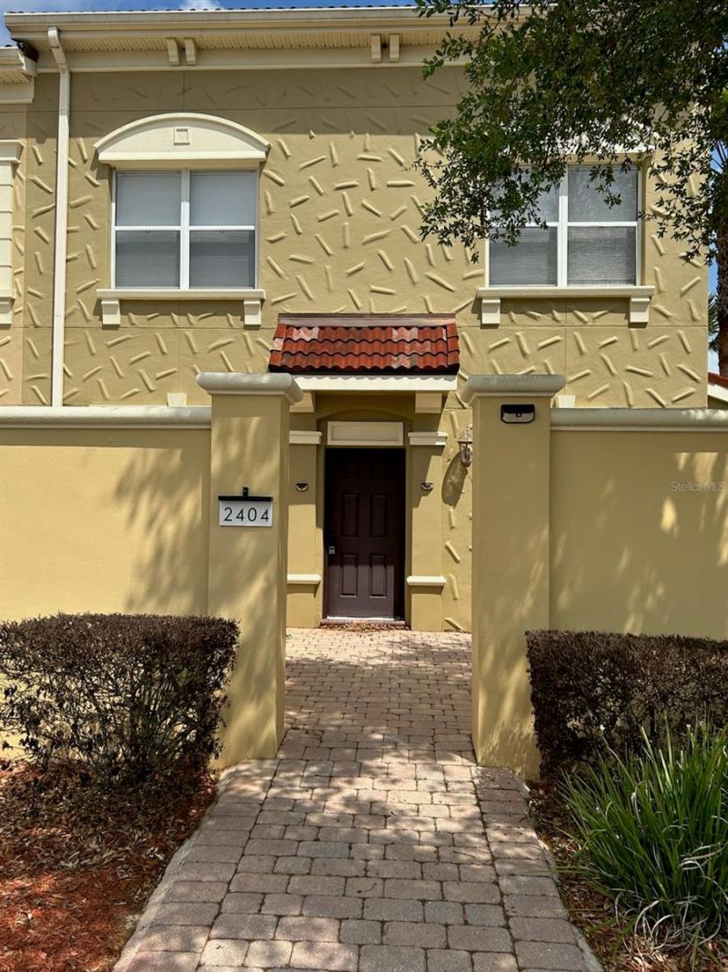 2404 Bella Vista Drive , Davenport, FL 33897 Main Photo