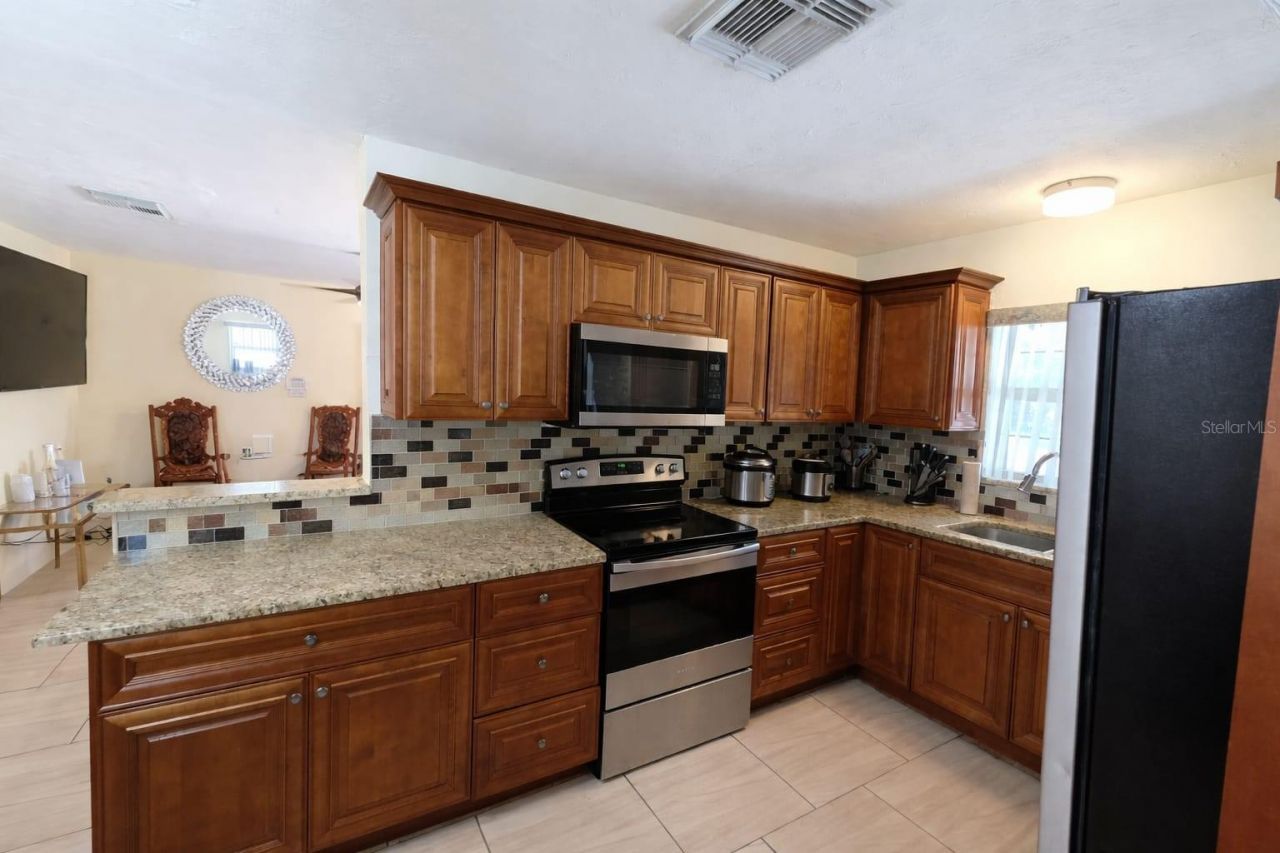 207 N Beverly Avenue , Tampa, FL 33609 Photo