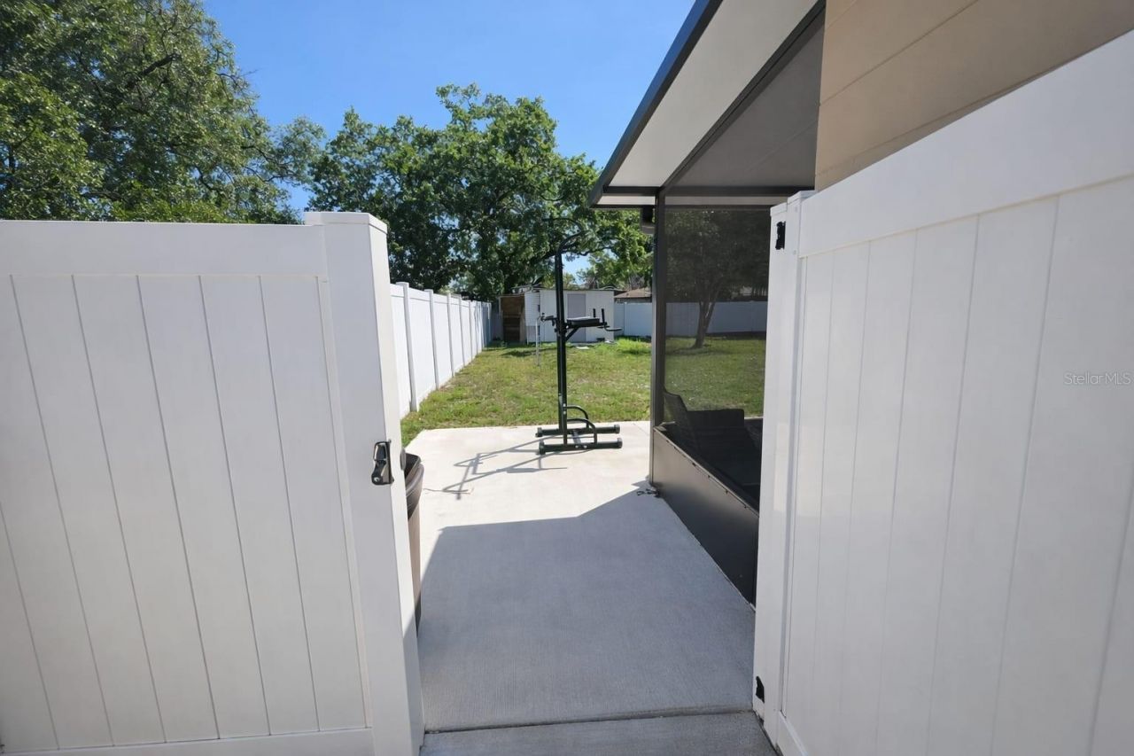 207 N Beverly Avenue , Tampa, FL 33609 Photo