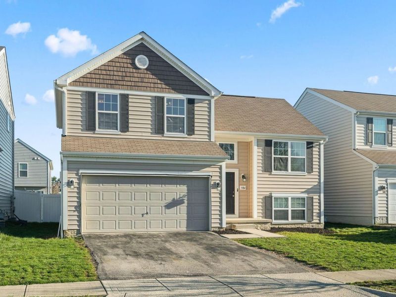 5584 Lanterns Way, Orient, OH 43146 Photo 2