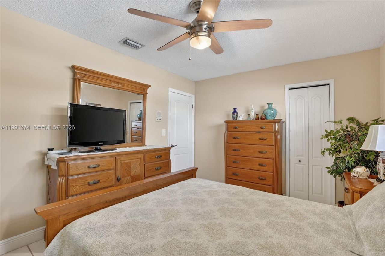 3381 SW 140th Ave , Miami, FL 33175 Photo