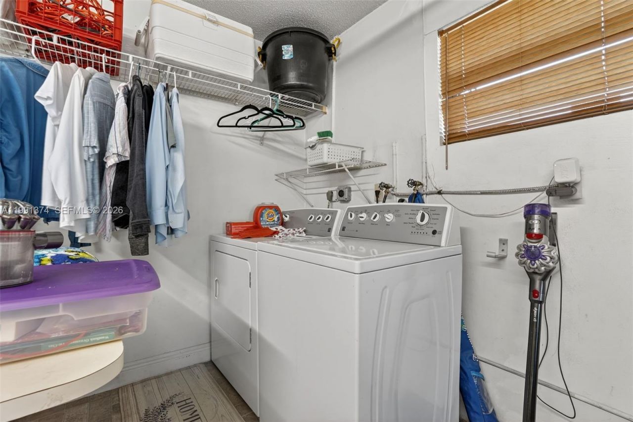 3381 SW 140th Ave , Miami, FL 33175 Photo