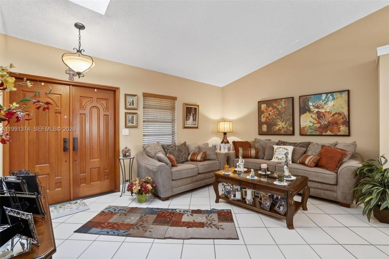 3381 SW 140th Ave , Miami, FL 33175 Photo