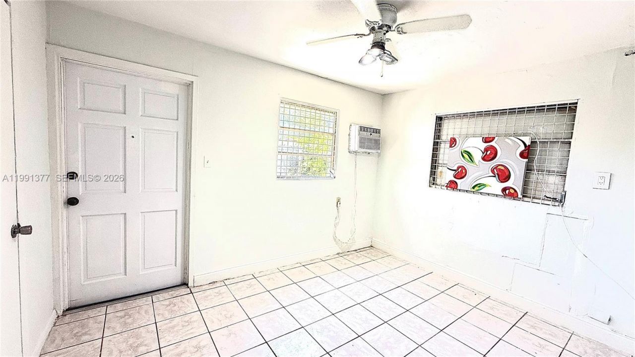 1352 NW 112th Ter, Miami, FL 33167 Photo