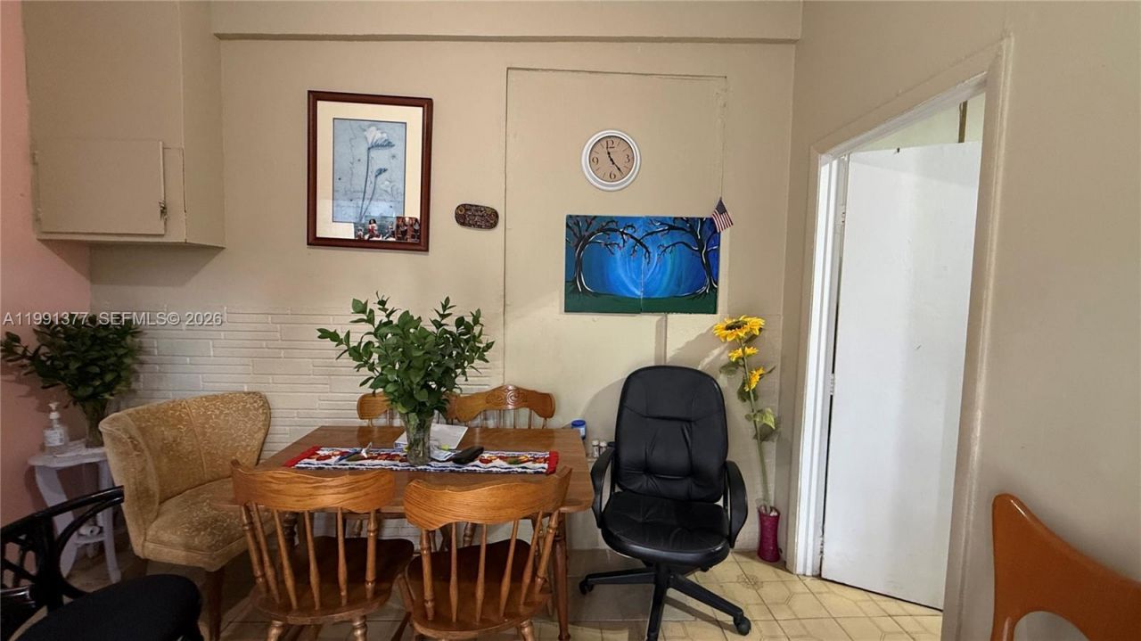 1352 NW 112th Ter, Miami, FL 33167 Photo