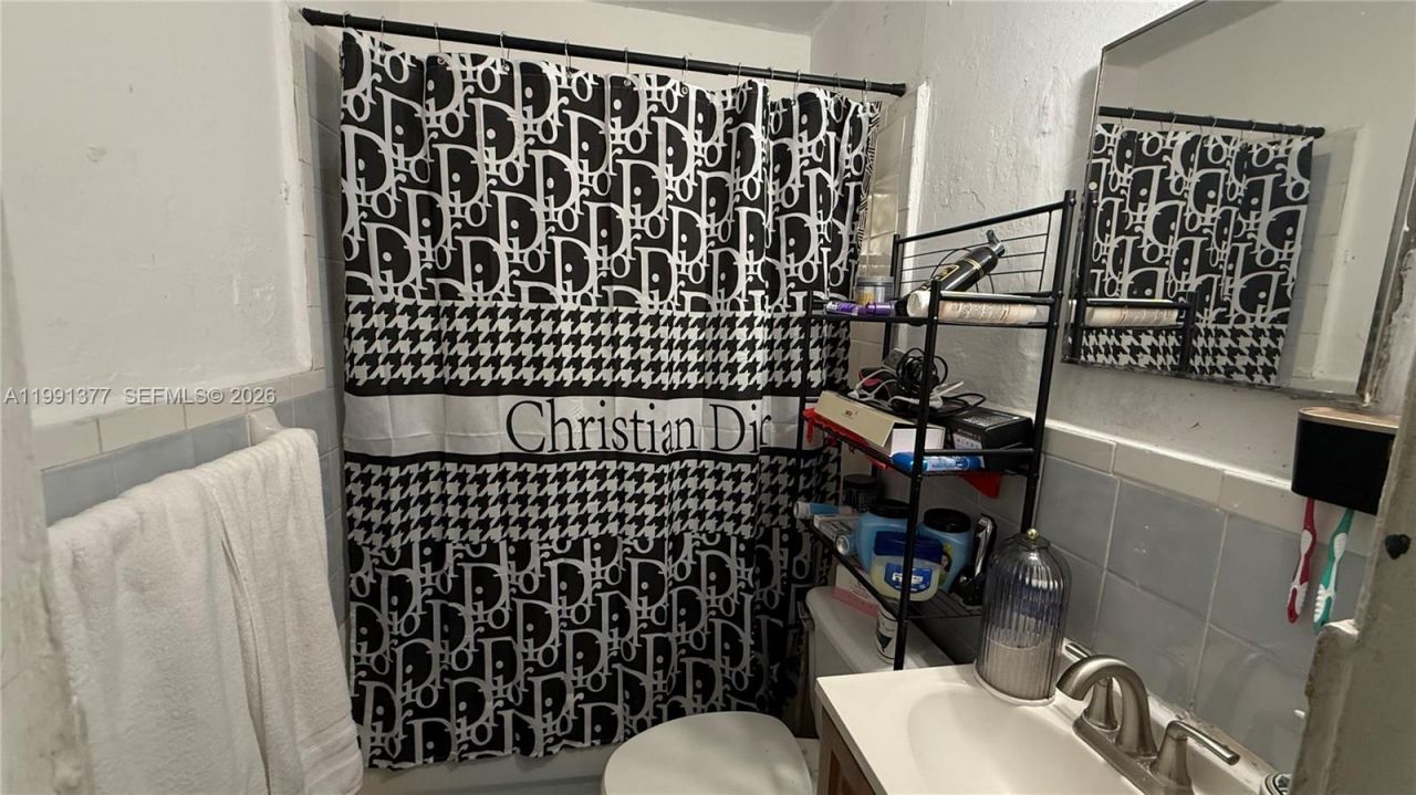 1352 NW 112th Ter, Miami, FL 33167 Photo