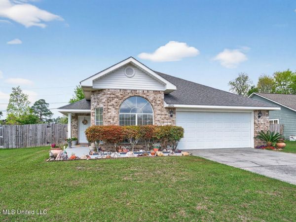 12010 Harmony Circle, Gulfport, MS 39503