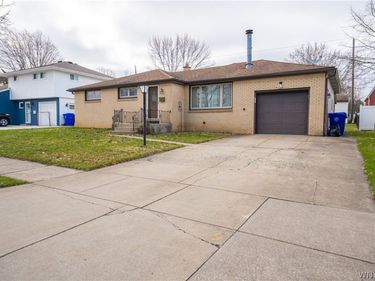 77 Patricia Drive, Buffalo, NY 14224