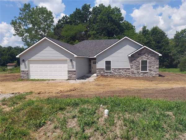 310 NE 51st Road, Warrensburg, MO 64093